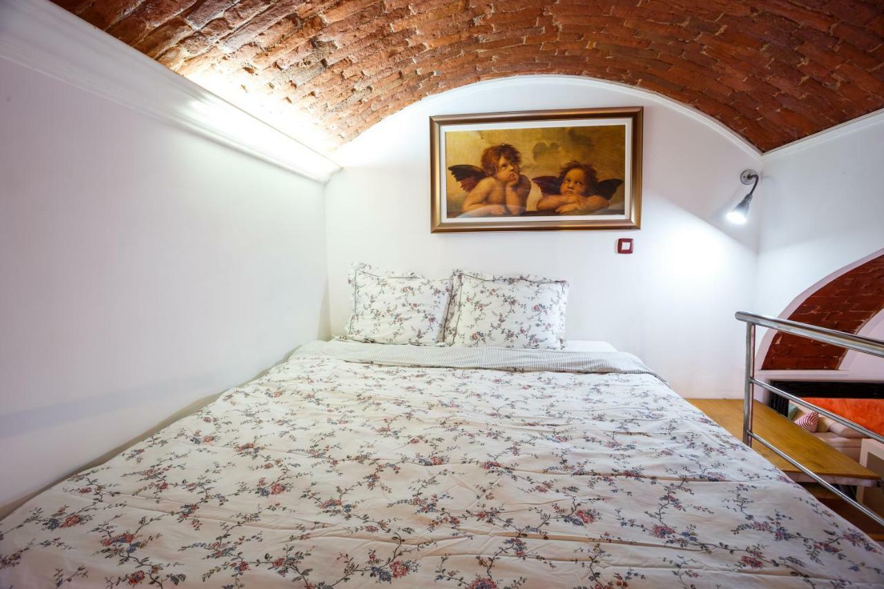 Old Square Apartments 3 Temeşvar Dış mekan fotoğraf